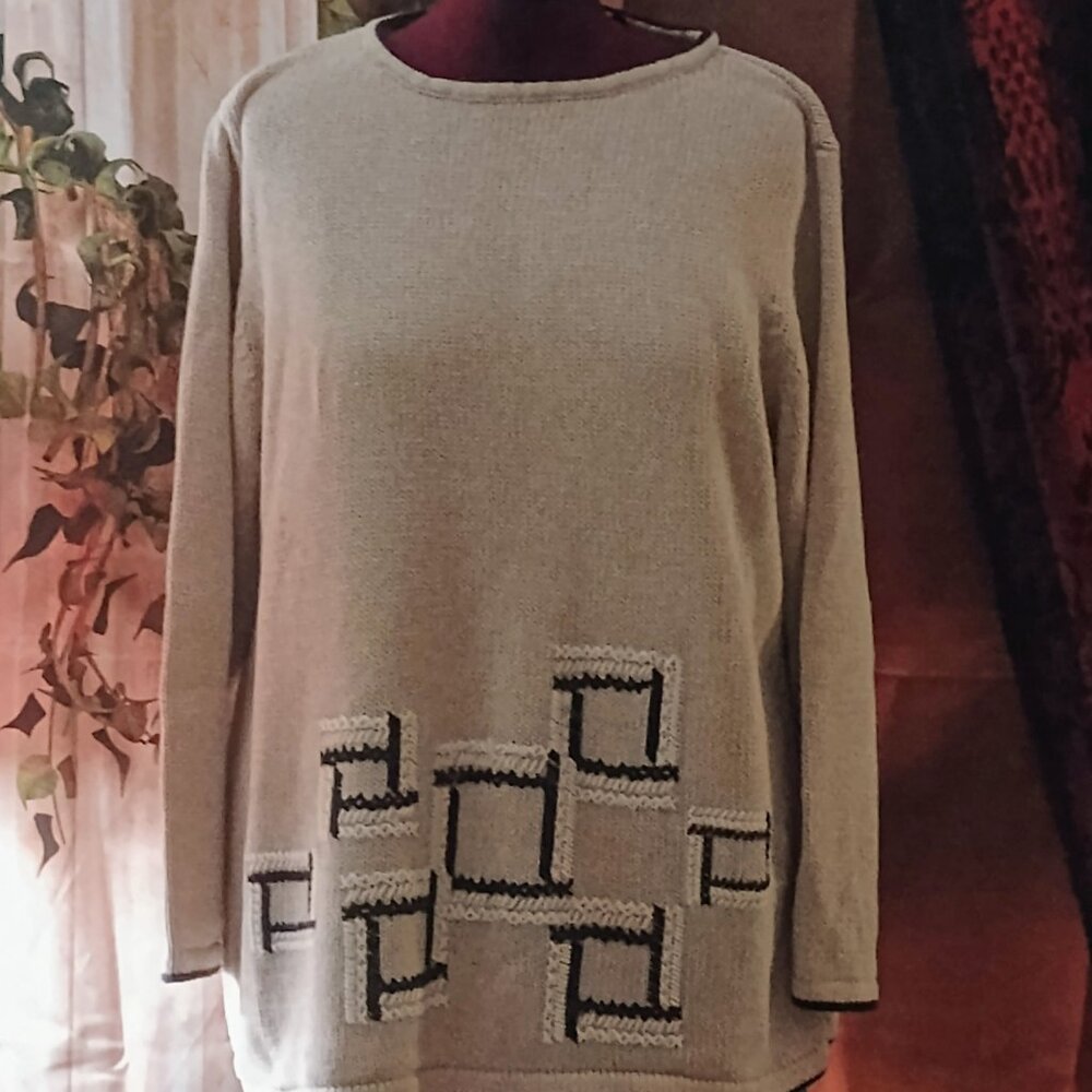 Liz Claiborne 2 Tan Sweater  Knitted